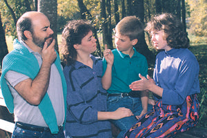 Bravo ASL! Lesson 06 Read any Good Fingers Lately?